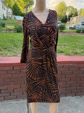 Hobbs London Brown and Black Leaf-Print Long Sleeve Wrap Dress Size 6